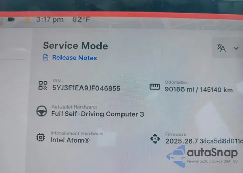 2018 Tesla Model 3 Long Range/Mid Range z USA, uszkodzony, nr VIN 5YJ3E1EA9JF046855